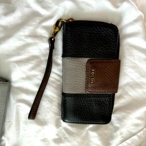 Fossil wallet/ wristlet!